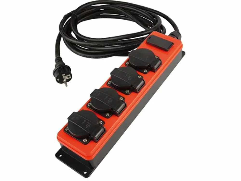 QwattPro 2561027 Prise SocketMaster - 4xRA - USB - 3G2.5 H07RN-F - 5m