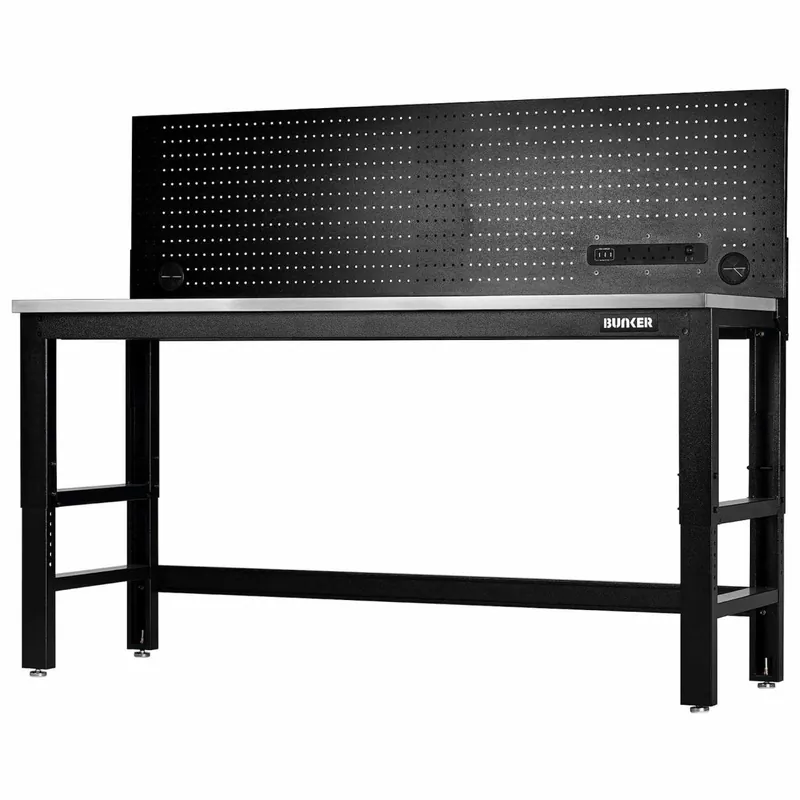 Établi BUNKER D28099 – Plan de travail en inox avec panneau porte-outils et prise électrique – 1830 mm