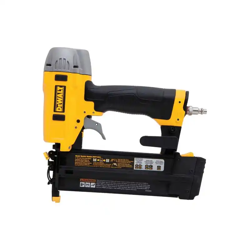 Agrafeuse pneumatique de construction DPSSX38 100 clous 8.3bars DeWalt